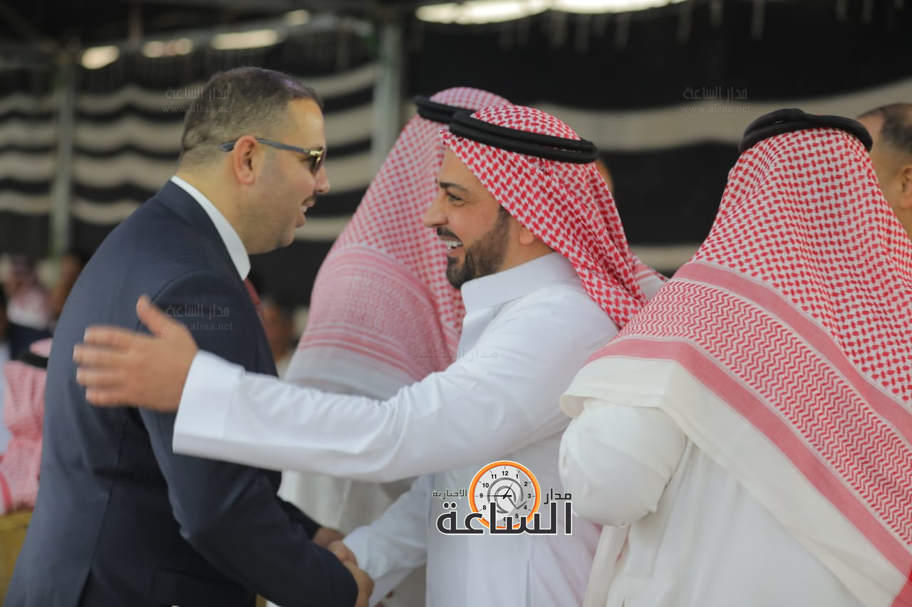 Madar Al-Saa Images 0.34092411422122004