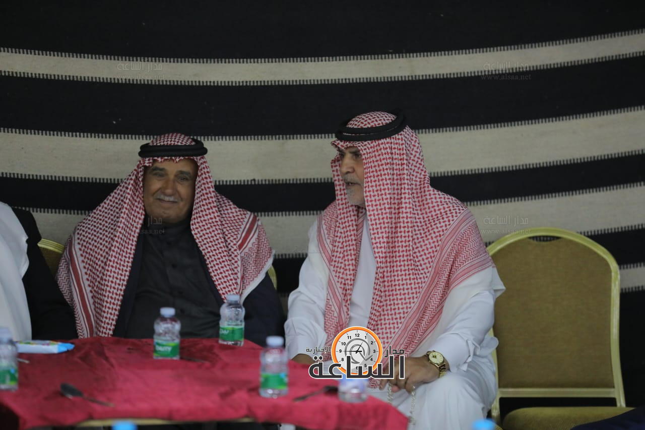 Madar Al-Saa Images 0.04210376446933428