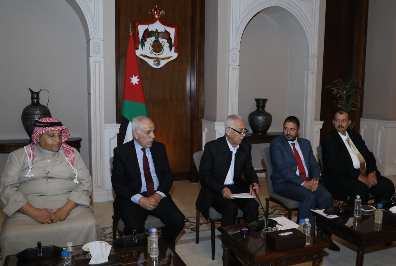 Madar Al-Saa Images 0.6572635106080844