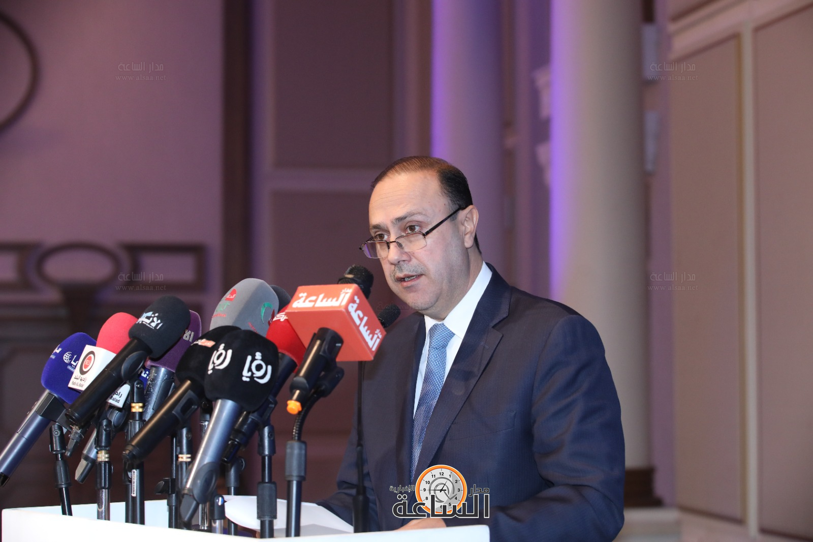 Madar Al-Saa Images 0.8326758340833829