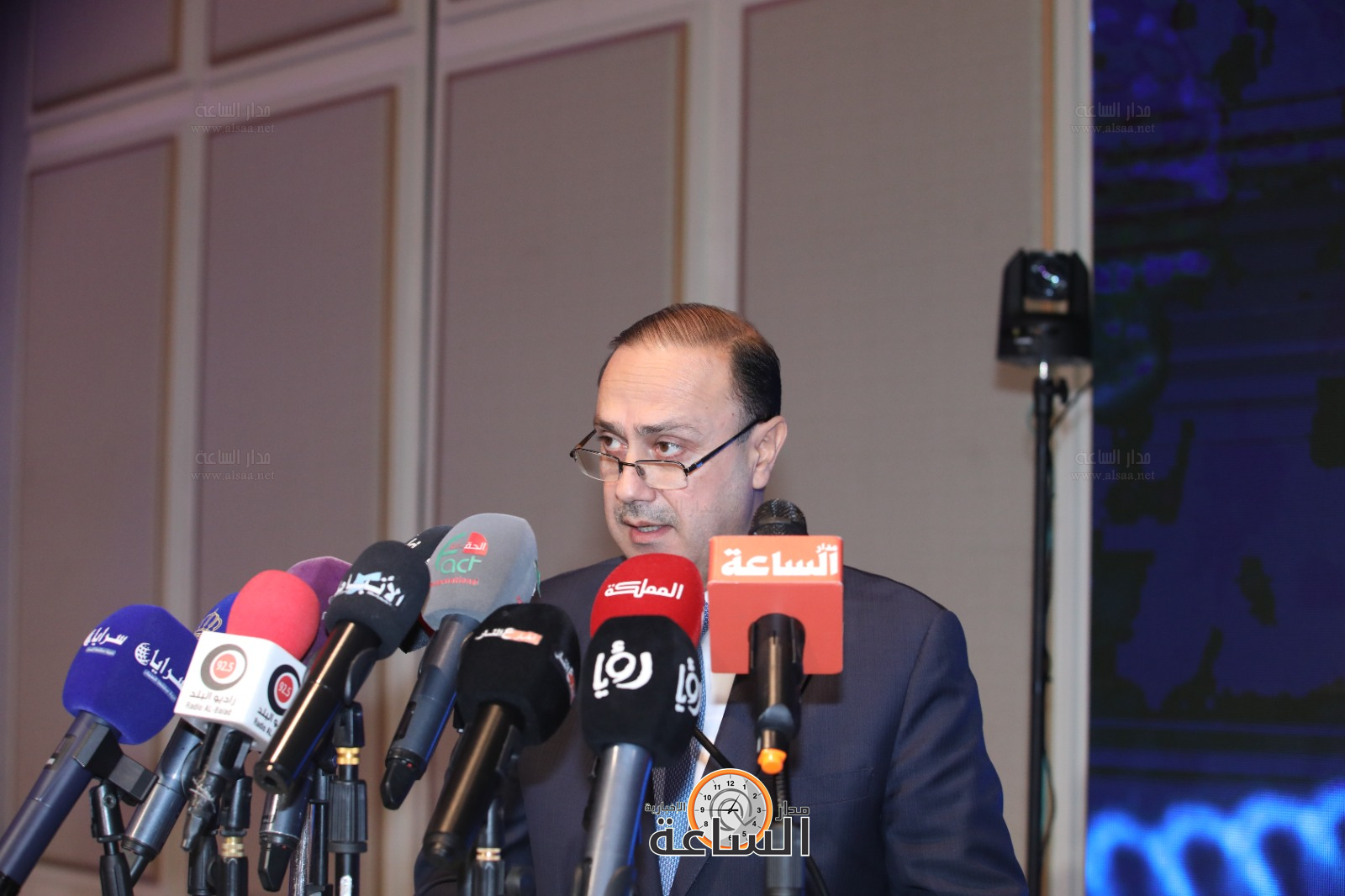 Madar Al-Saa Images 0.6657893589200063