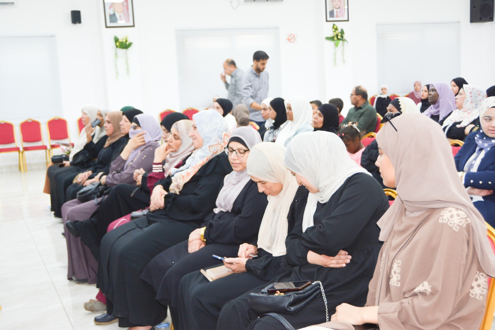 Madar Al-Saa Images 0.7246813306554536