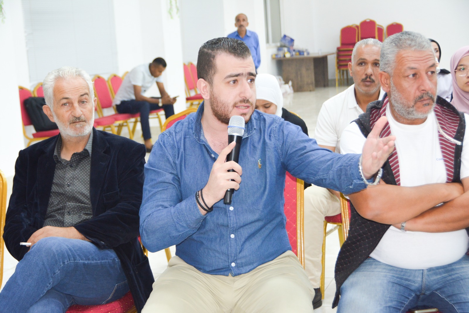 Madar Al-Saa Images 0.07846989651985514