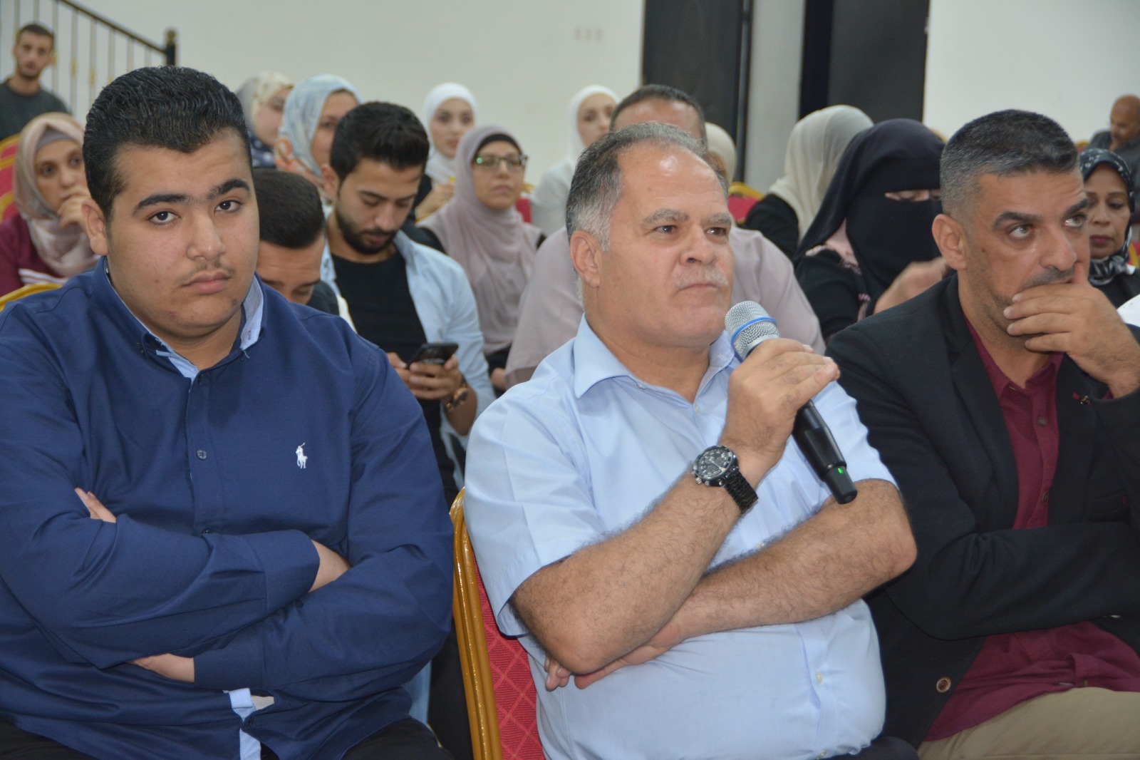 Madar Al-Saa Images 0.7389653548810551