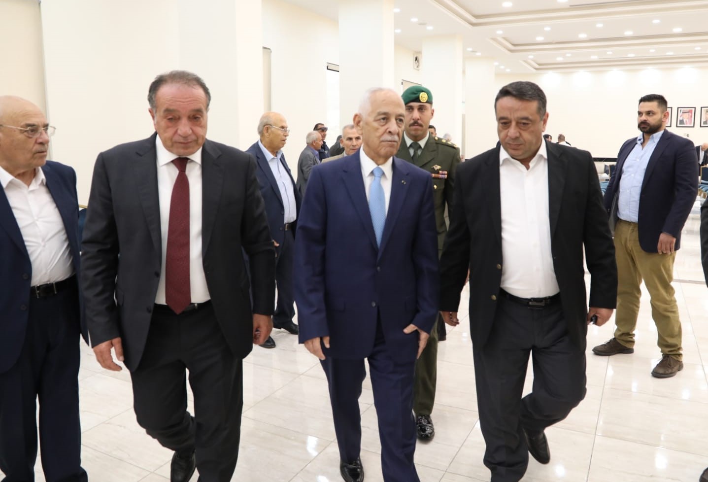 Madar Al-Saa Images 0.680216289236234