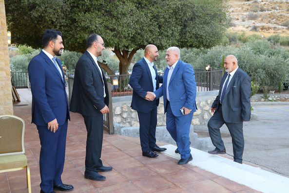 Madar Al-Saa Images 0.19099630473016016