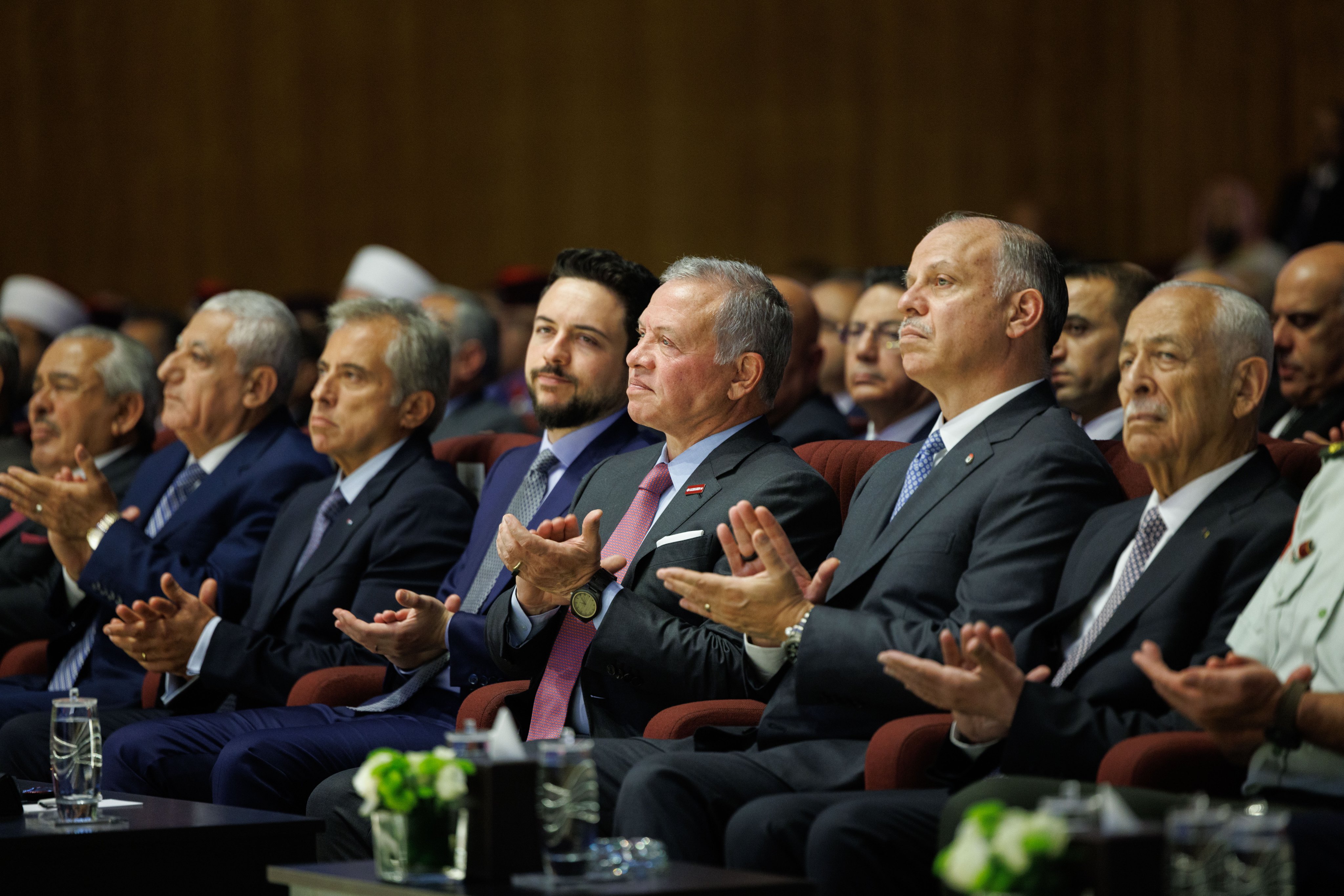 Madar Al-Saa Images 0.7664736515978356