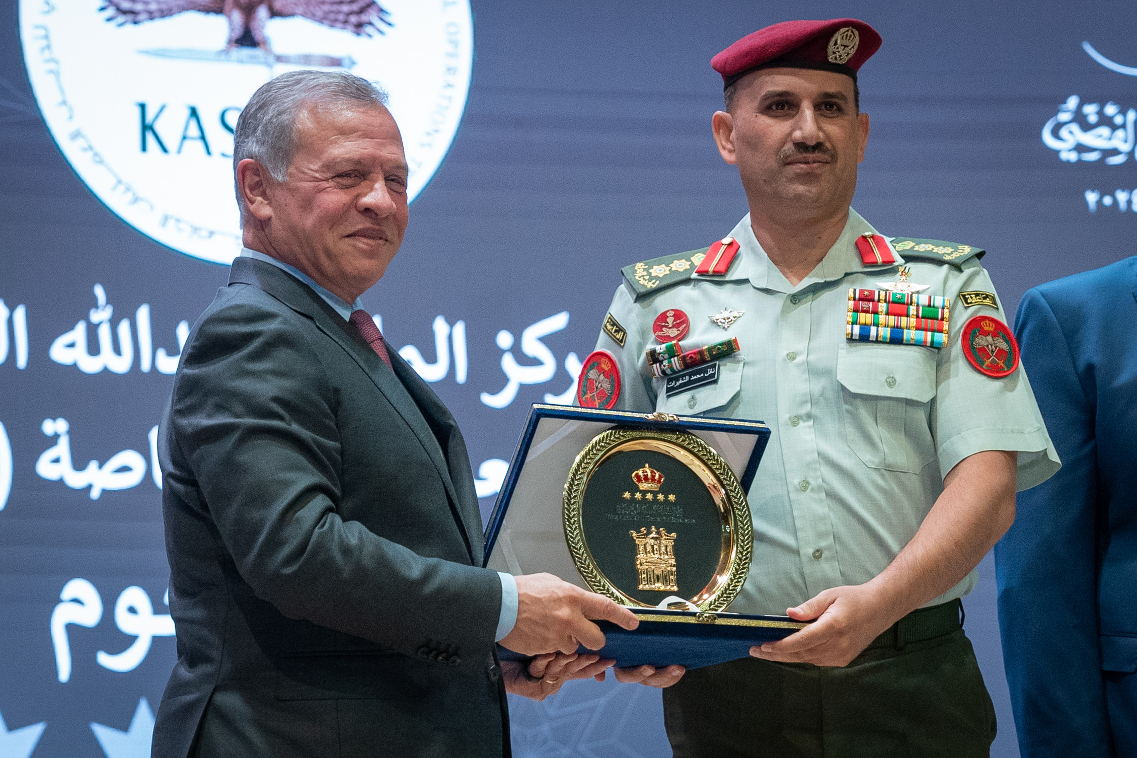 Madar Al-Saa Images 0.8126374378376036