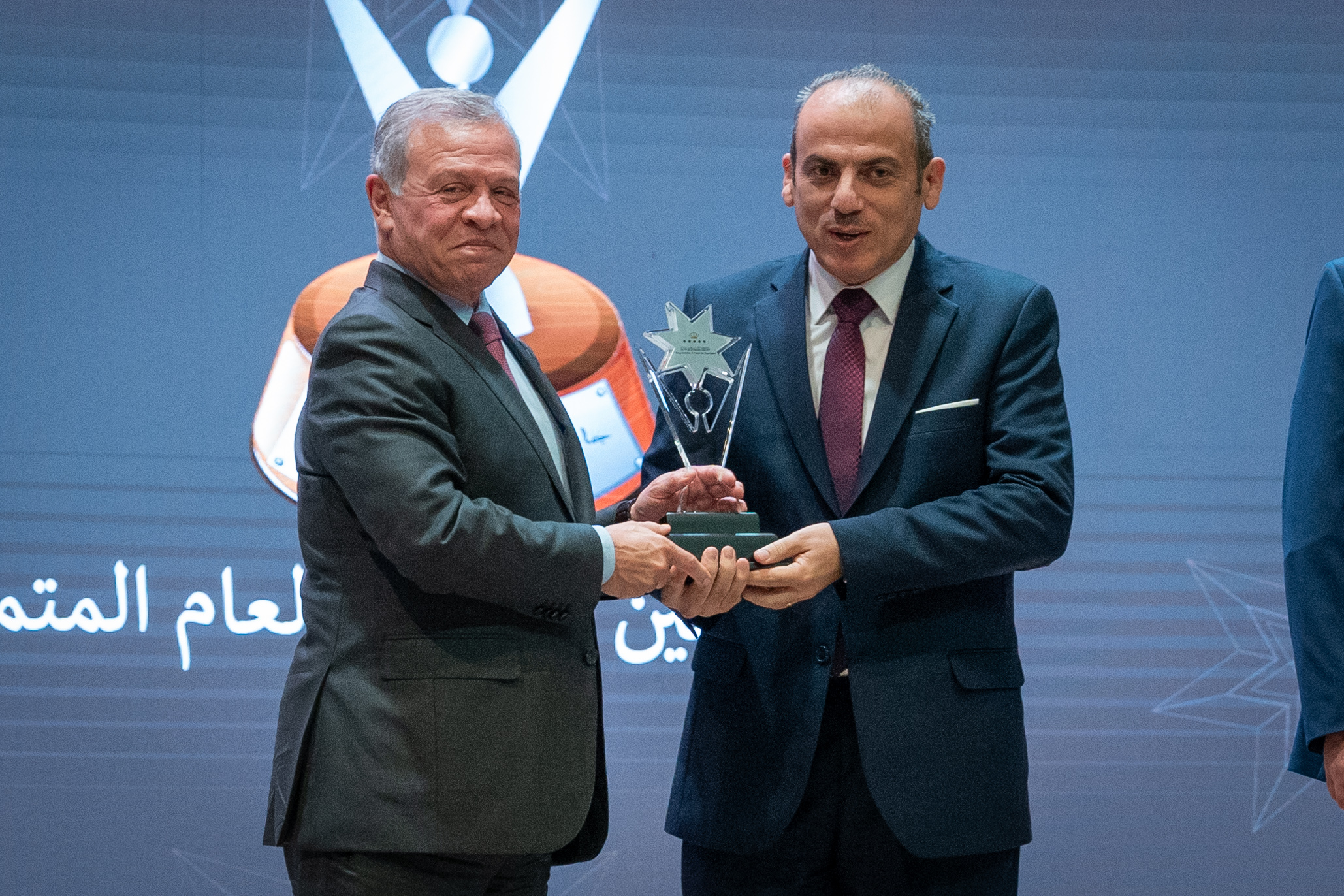 Madar Al-Saa Images 0.3338943668524419