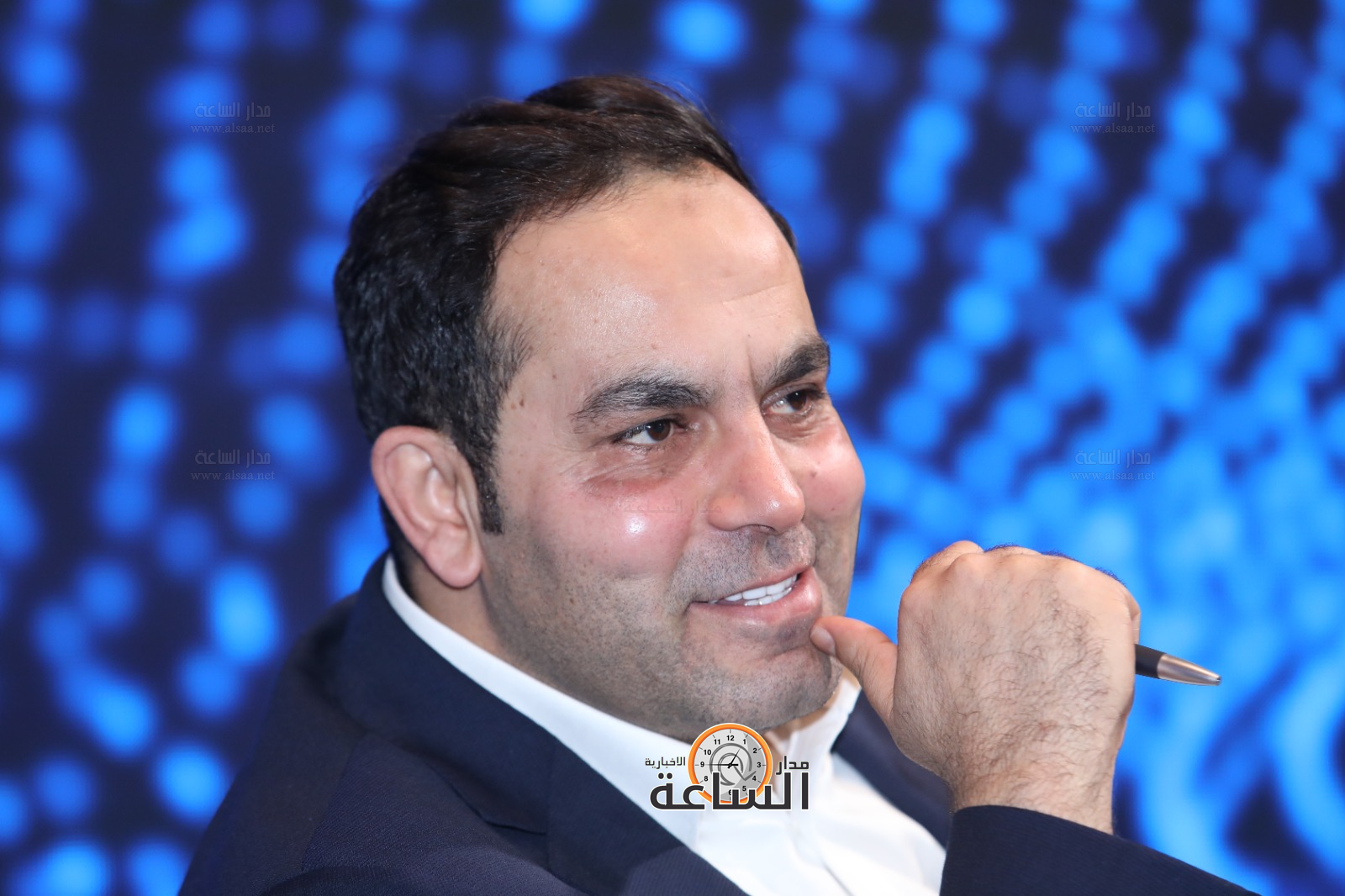 

الاعلامي عامر الرجوب

