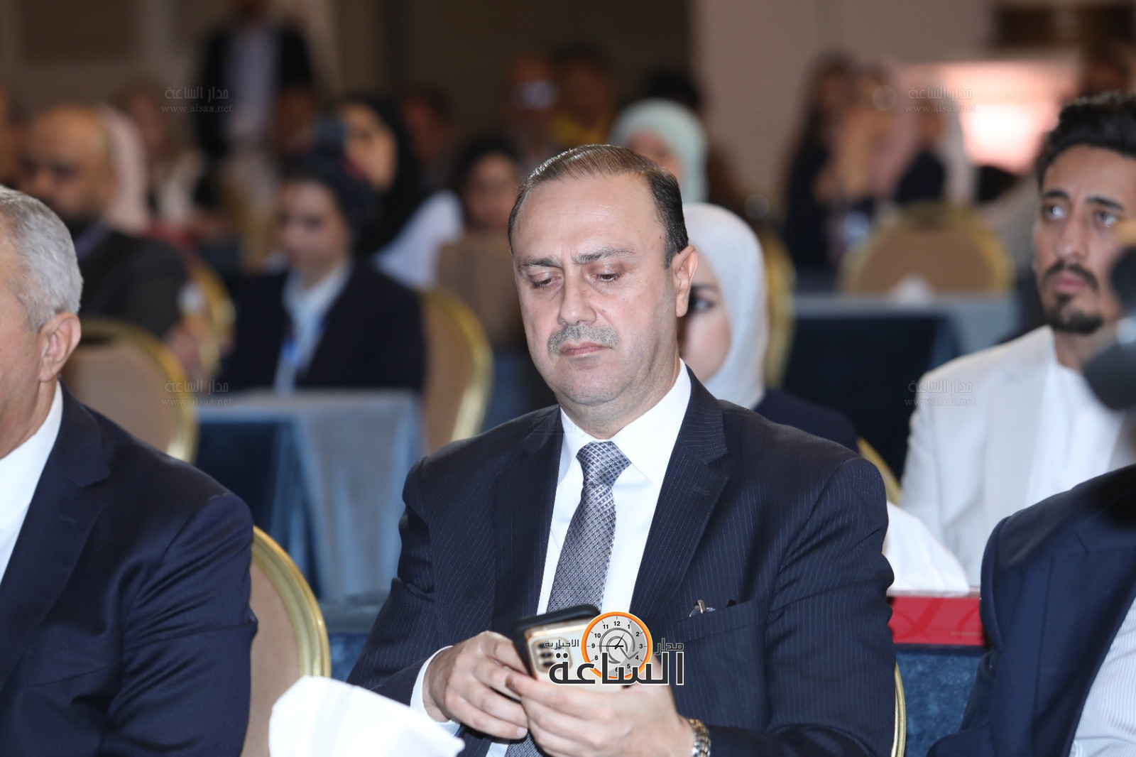 Madar Al-Saa Images 0.42479342478642135