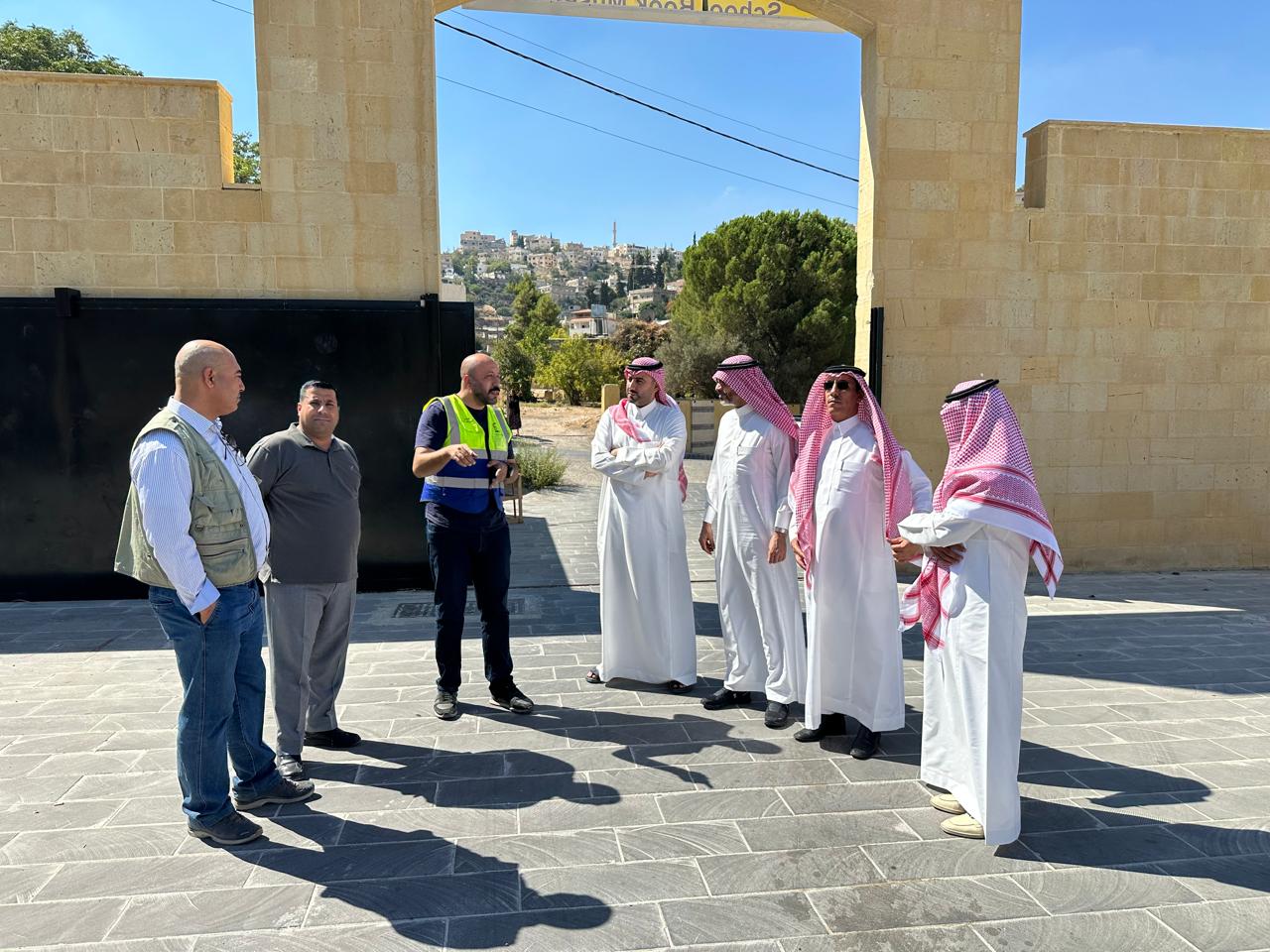 Madar Al-Saa Images 0.4765334081257506