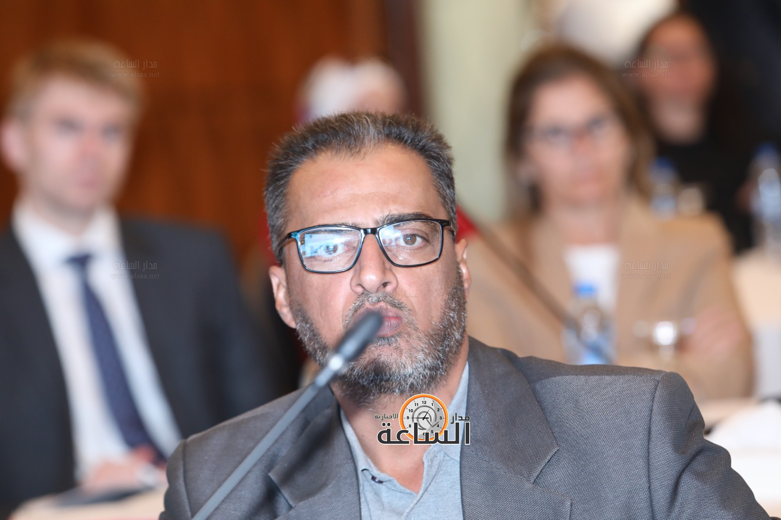 Madar Al-Saa Images 0.8153691671856507