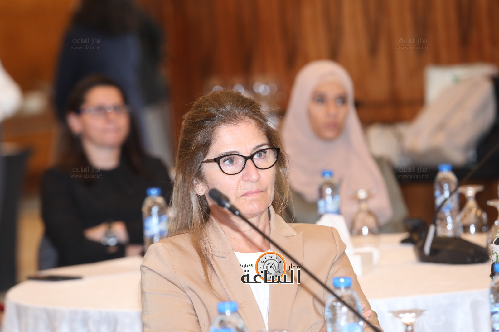 Madar Al-Saa Images 0.35478704043749376