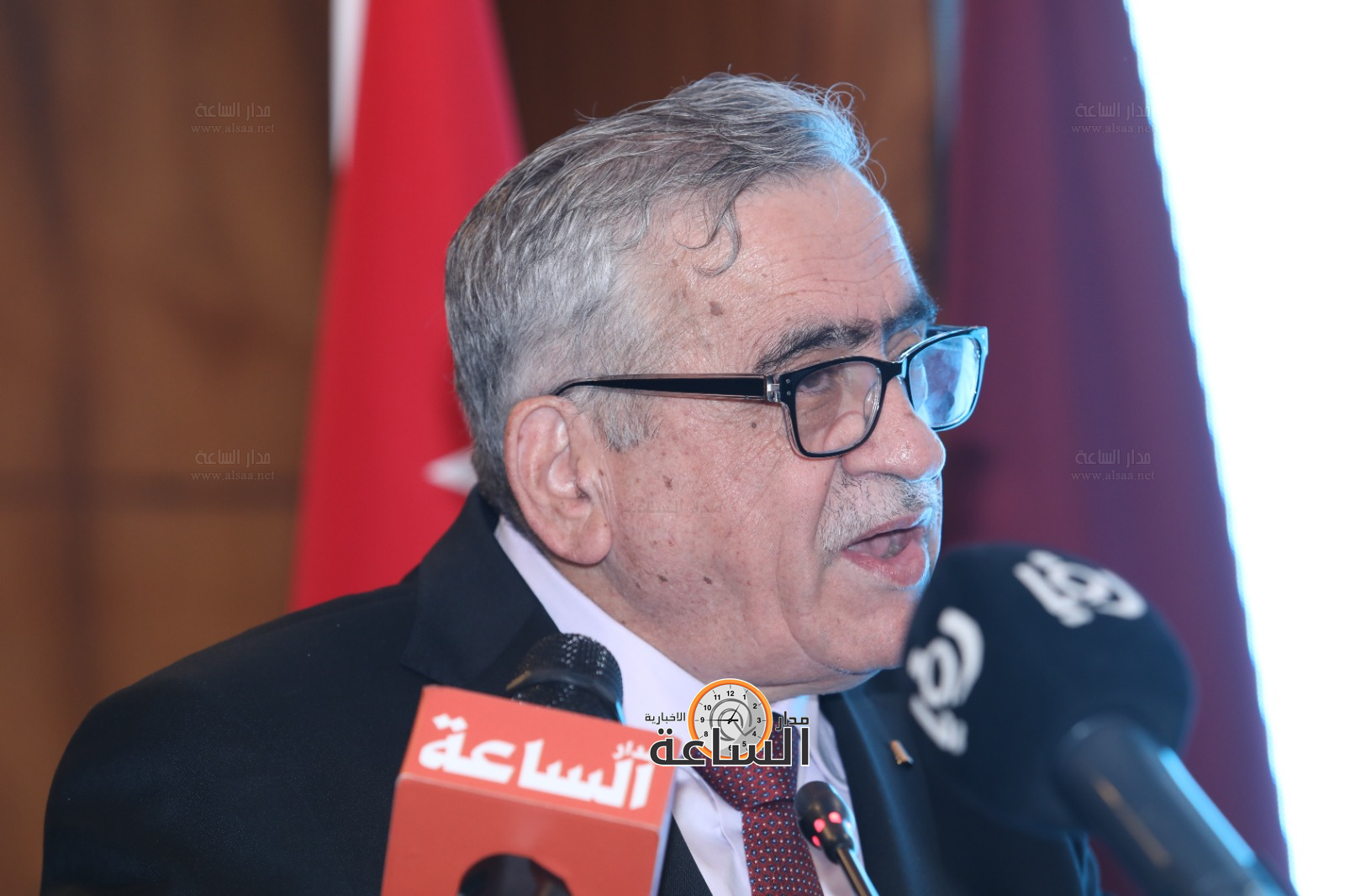 Madar Al-Saa Images 0.3445597790836945