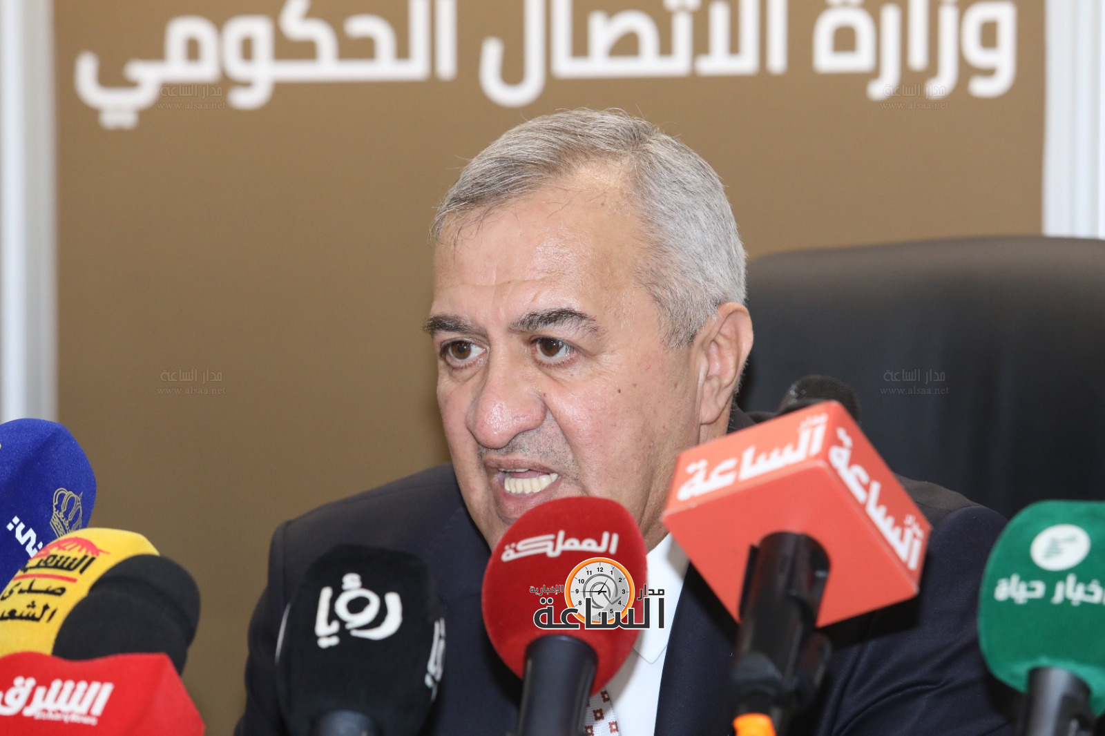 Madar Al-Saa Images 0.37179149292950986