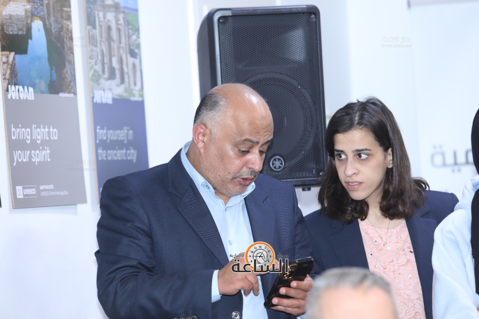 Madar Al-Saa Images 0.7090576914199851