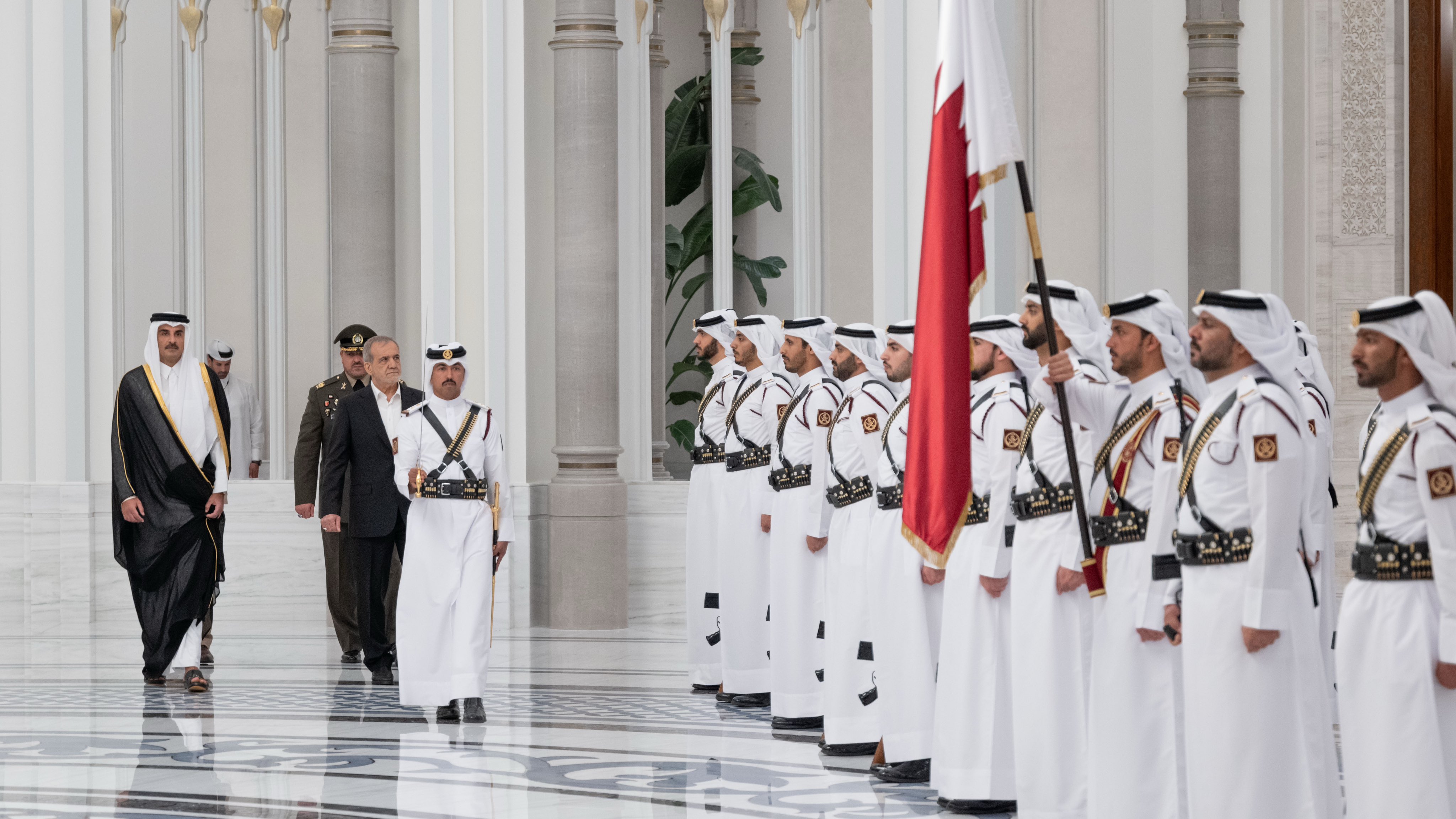 Madar Al-Saa Images 0.45232476950913325