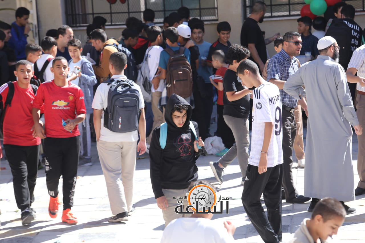 Madar Al-Saa Images 0.7019463261672201