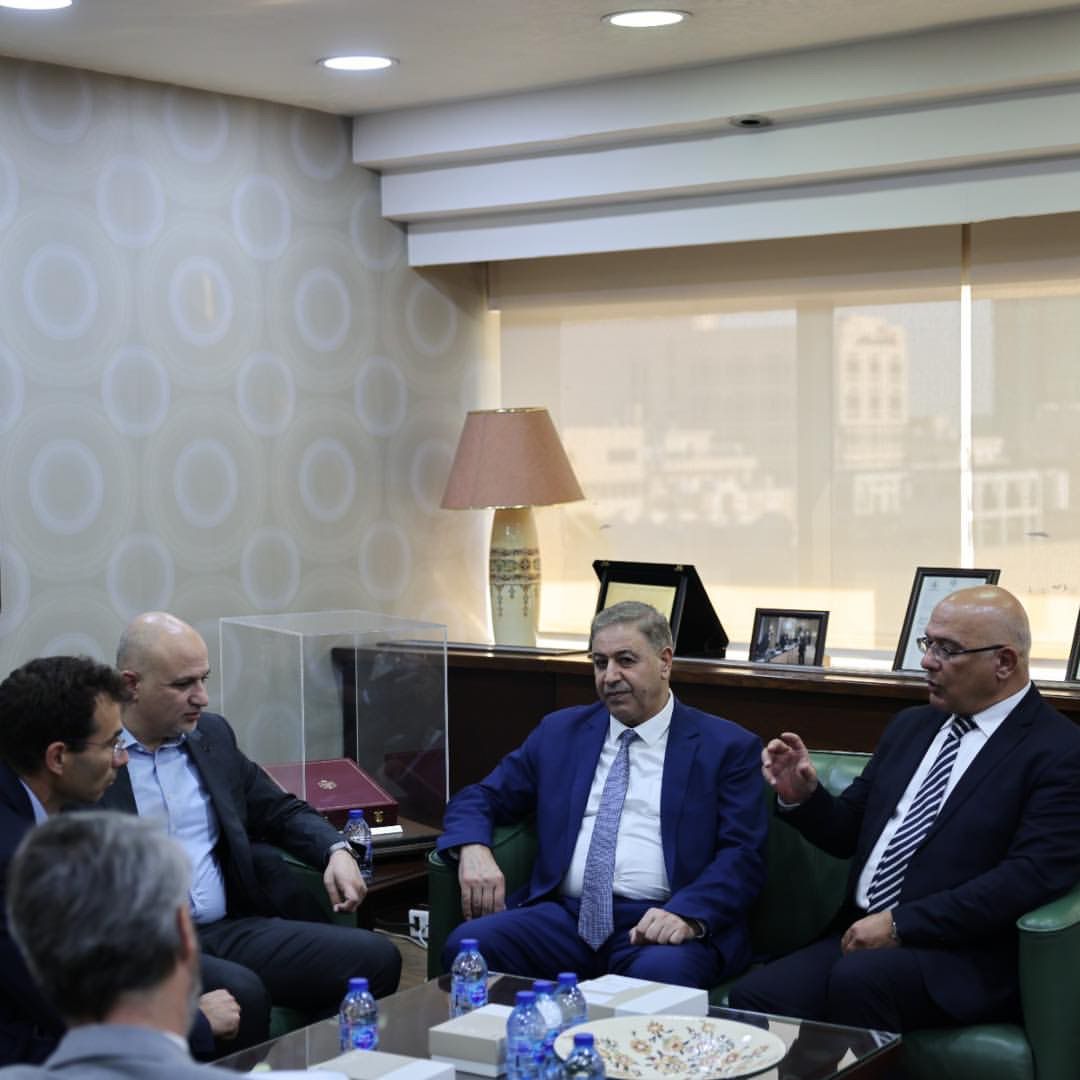 Madar Al-Saa Images 0.3163718359105687