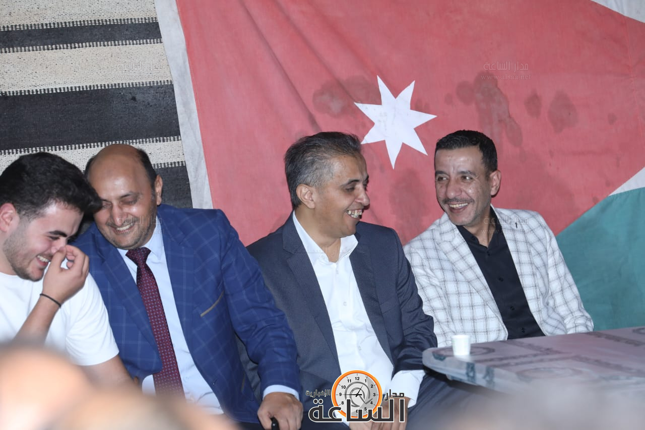 Madar Al-Saa Images 0.4279092597575309