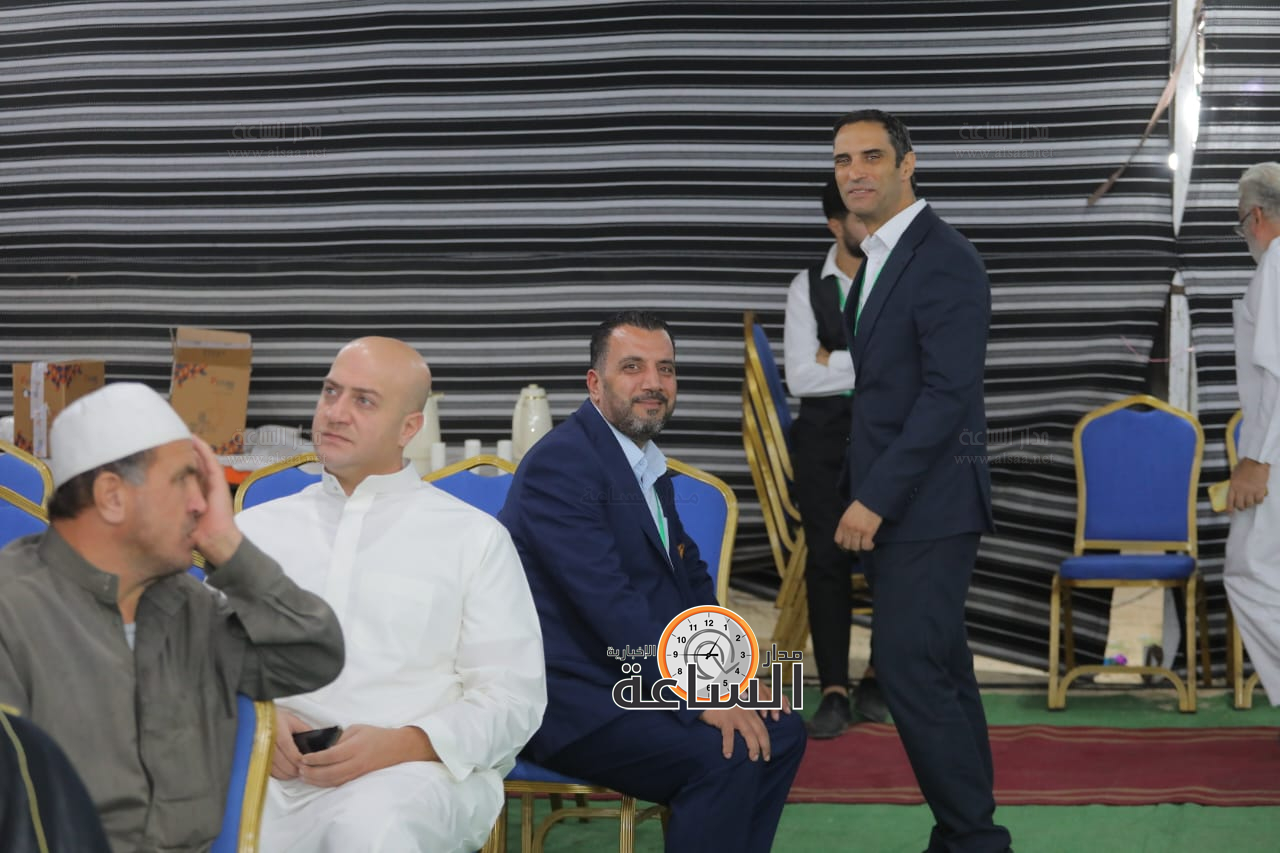 Madar Al-Saa Images 0.8697215656188779