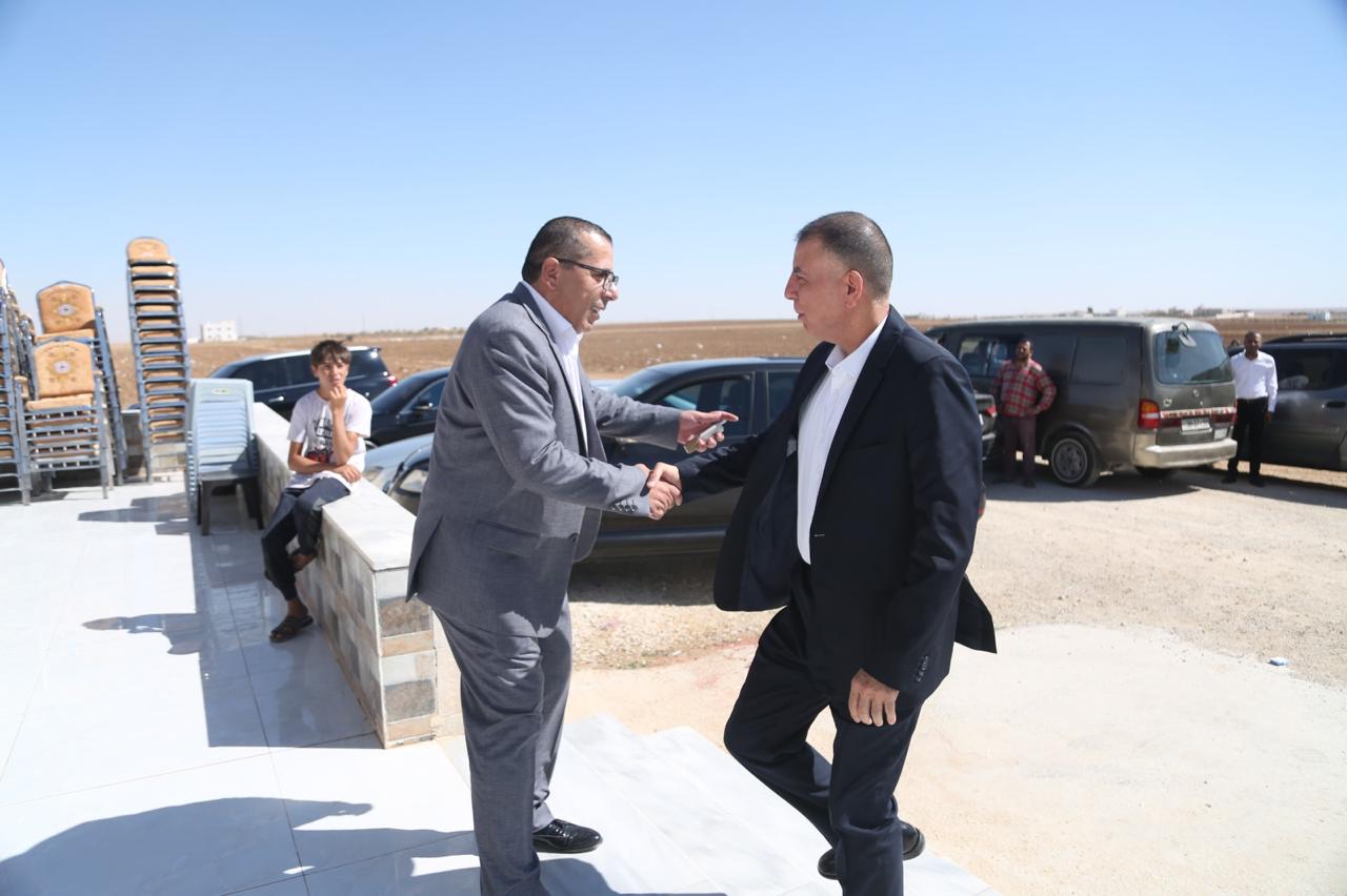 Madar Al-Saa Images 0.4018698150160227