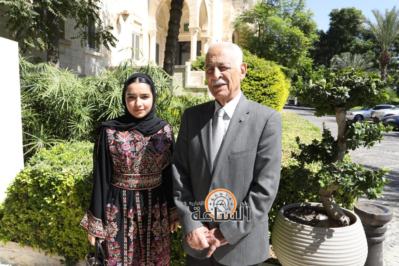 Madar Al-Saa Images 0.17501213984713115