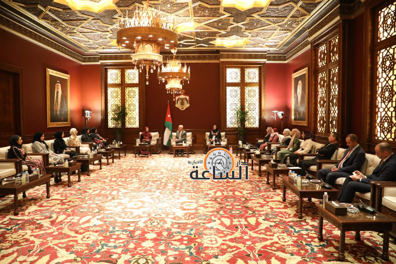 Madar Al-Saa Images 0.14865967598232777