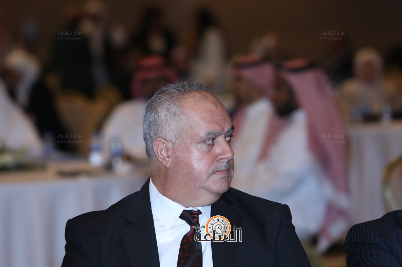 Madar Al-Saa Images 0.4864181639992835