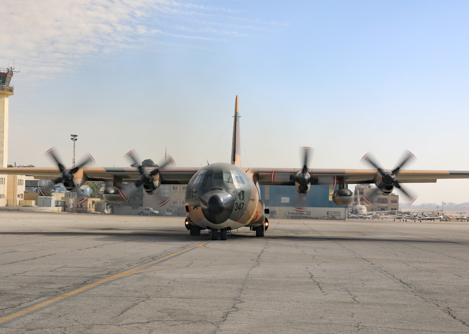 Madar Al-Saa Images 0.2820537441184756