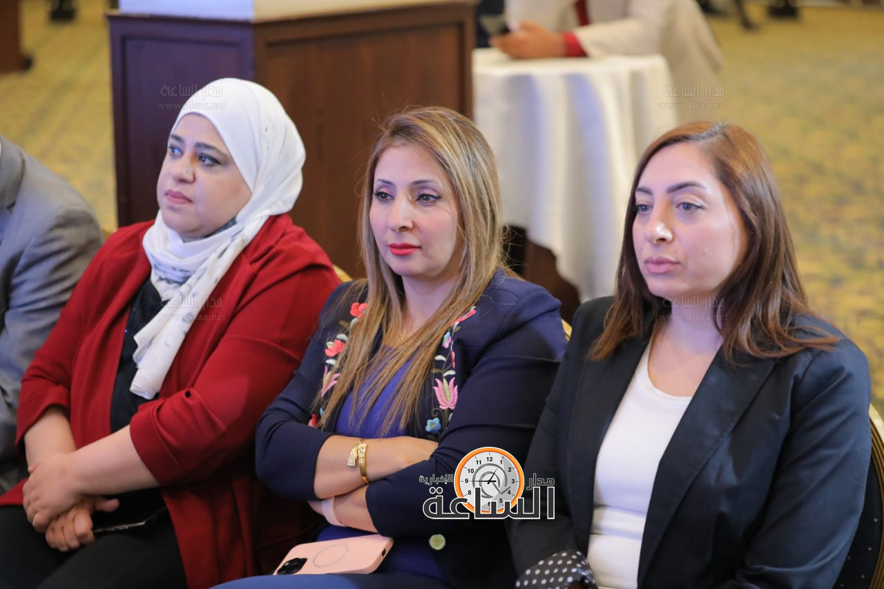 Madar Al-Saa Images 0.7794168445048555