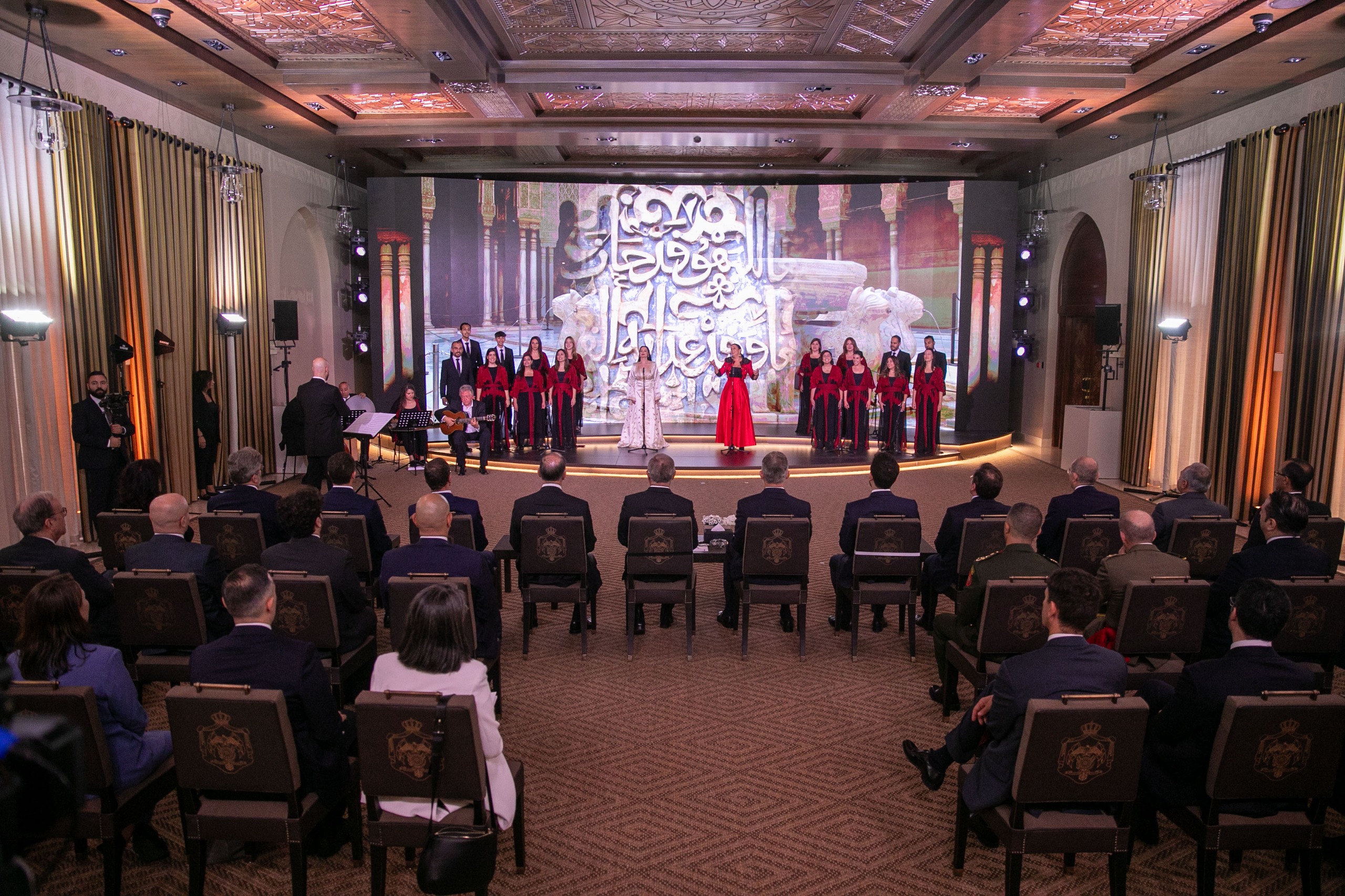 Madar Al-Saa Images 0.6300499670599382