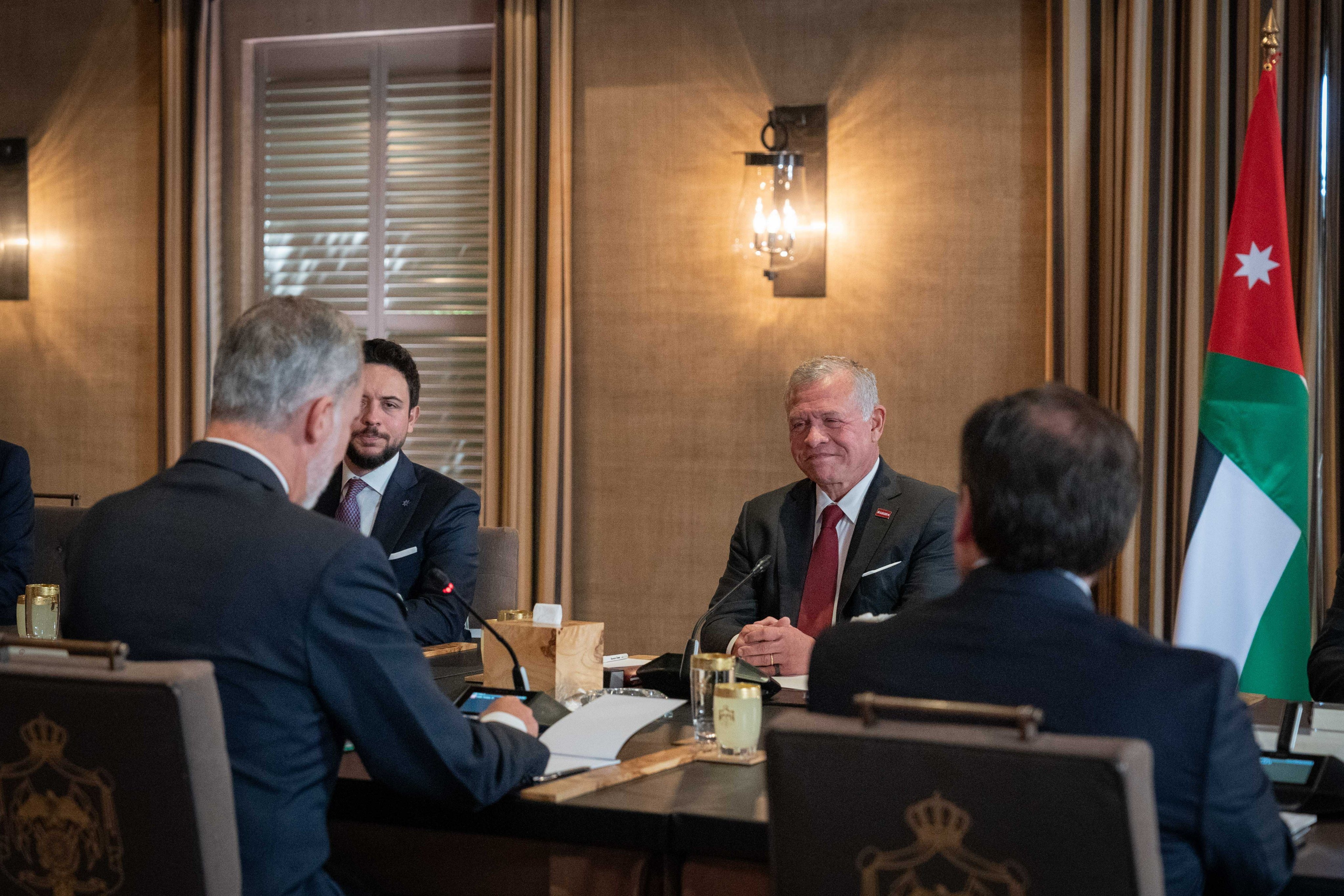 Madar Al-Saa Images 0.20605433543060125