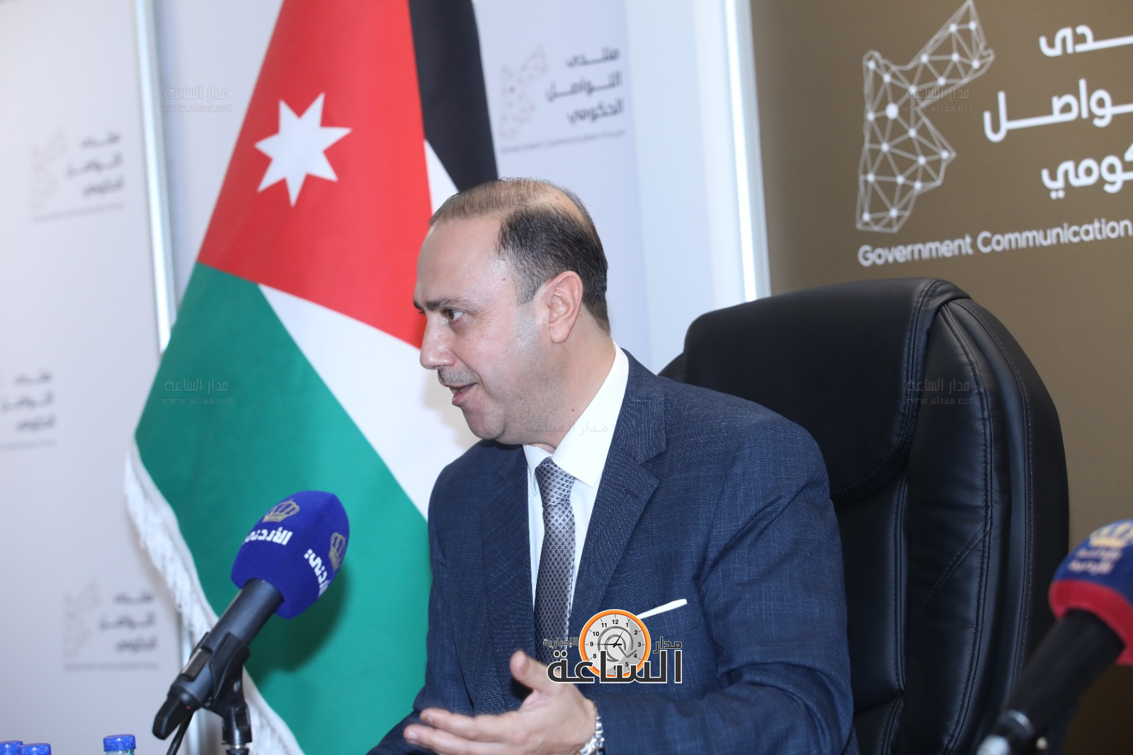 Madar Al-Saa Images 0.08245739725000378