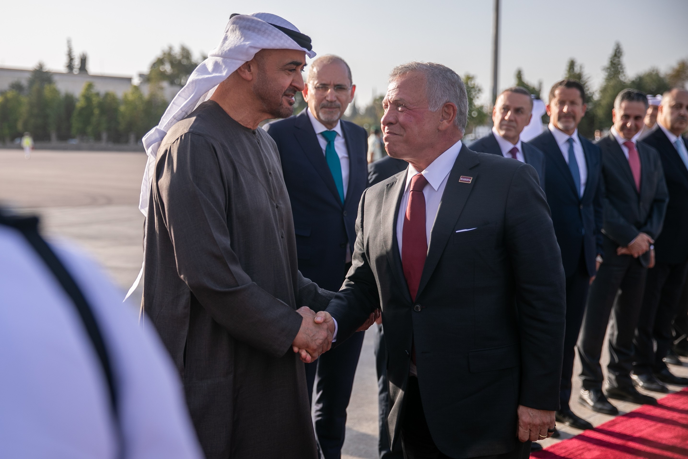 Madar Al-Saa Images 0.8844784209778358