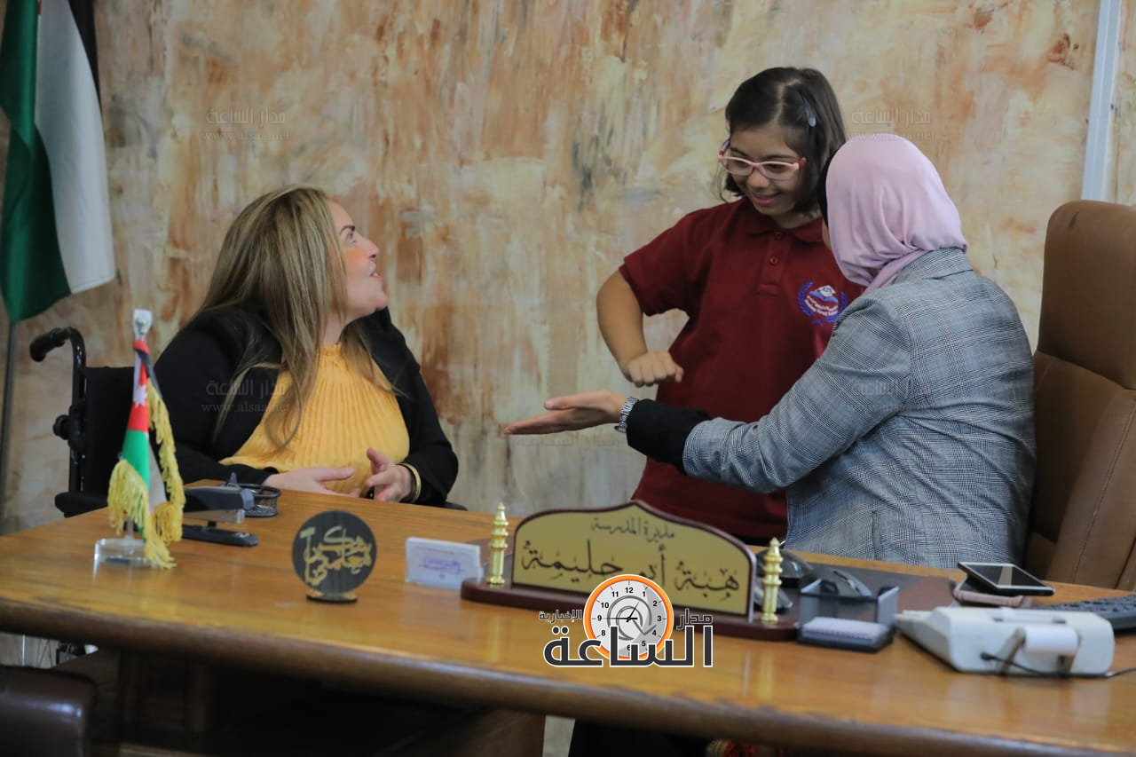 Madar Al-Saa Images 0.42292228732449466