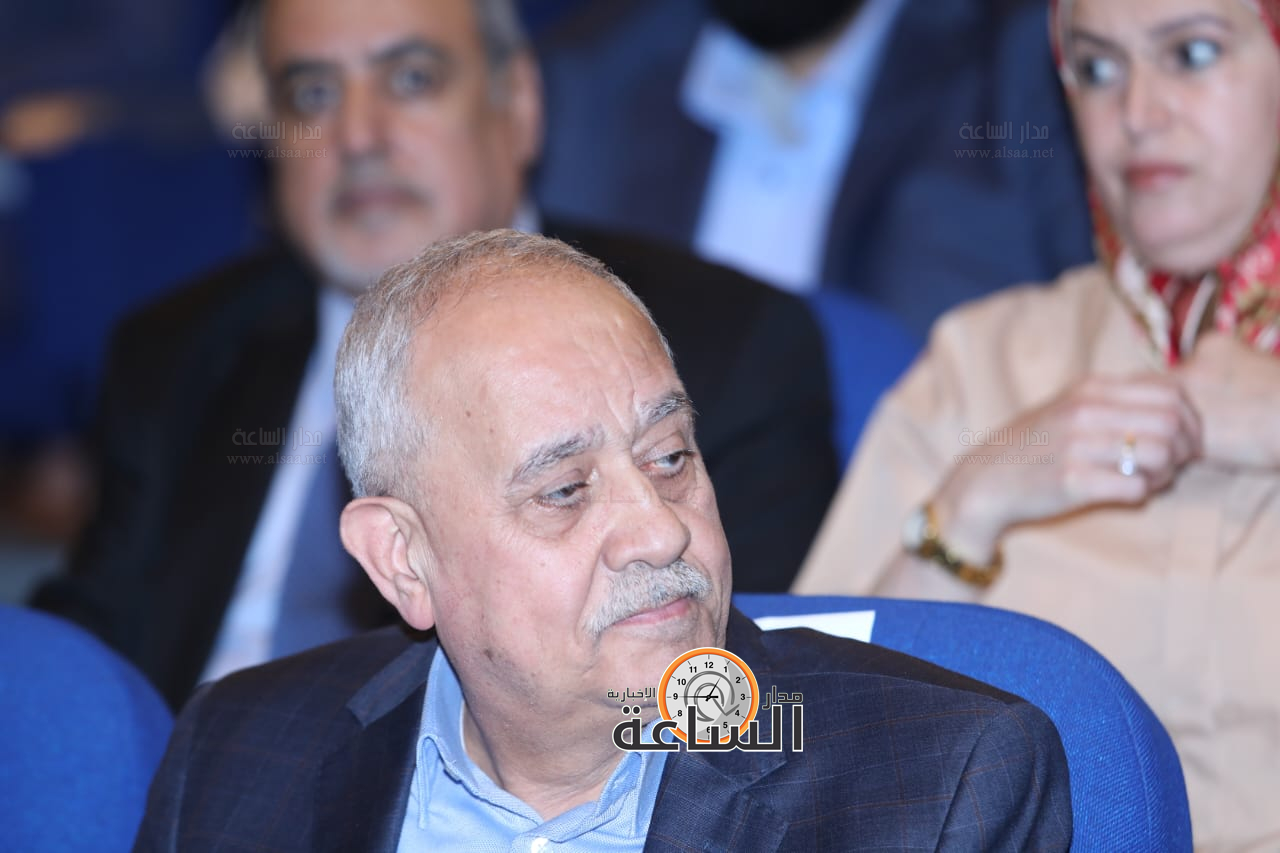 Madar Al-Saa Images 0.8939304636134227