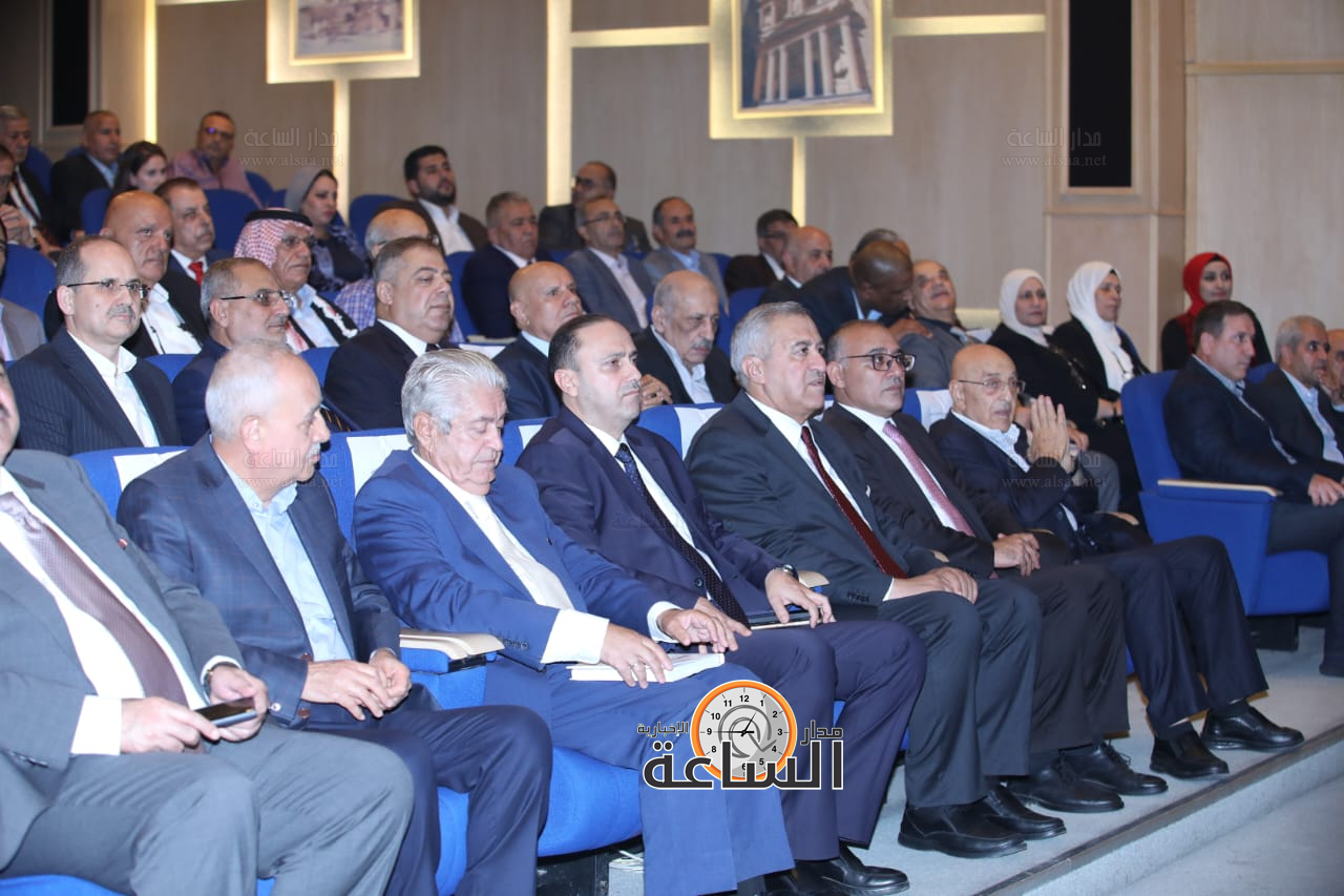 Madar Al-Saa Images 0.6180202254743847