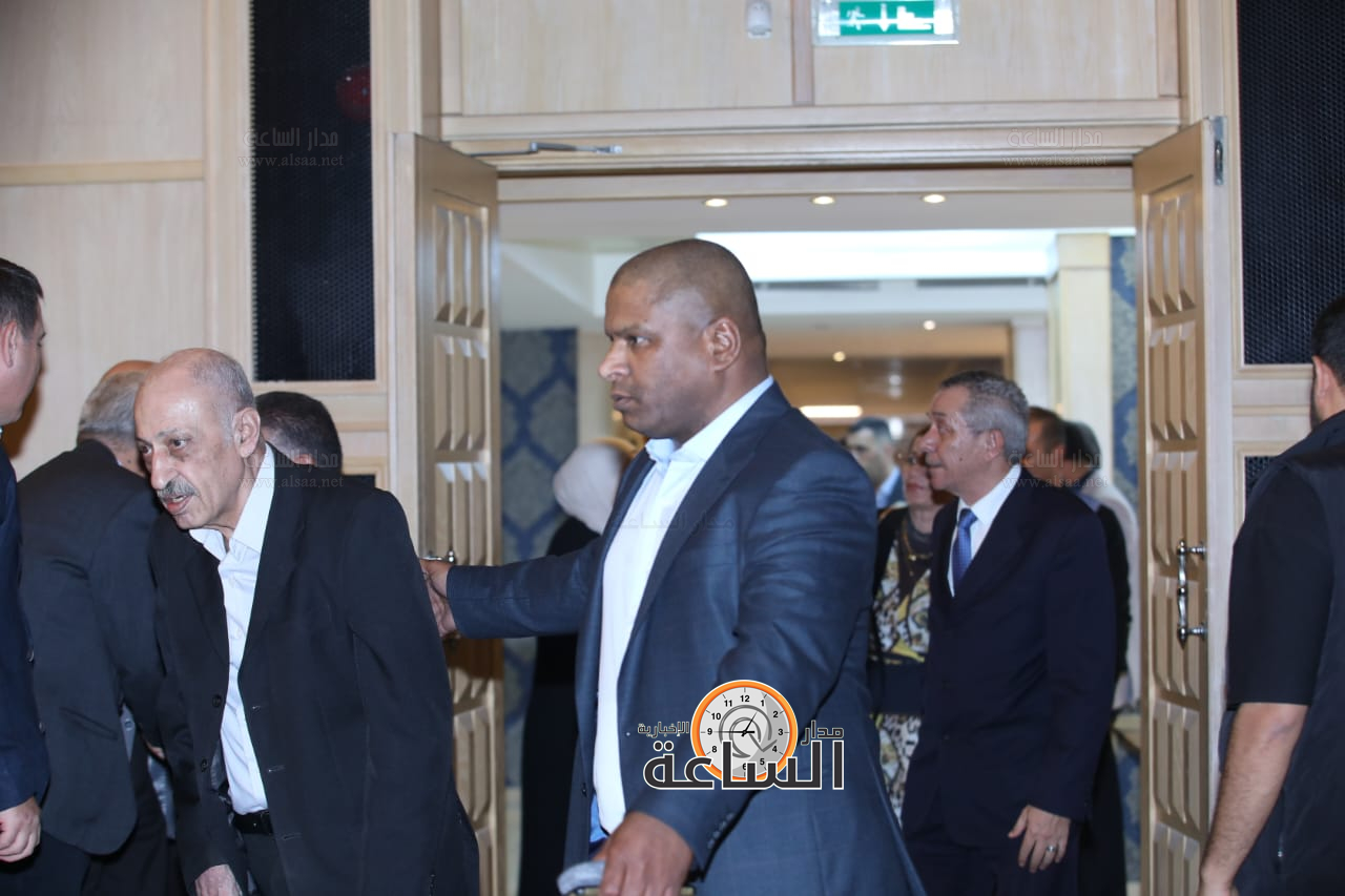 Madar Al-Saa Images 0.9901269698372601