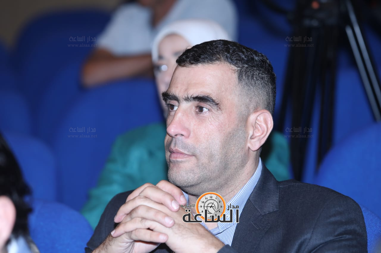 Madar Al-Saa Images 0.6387392060691481