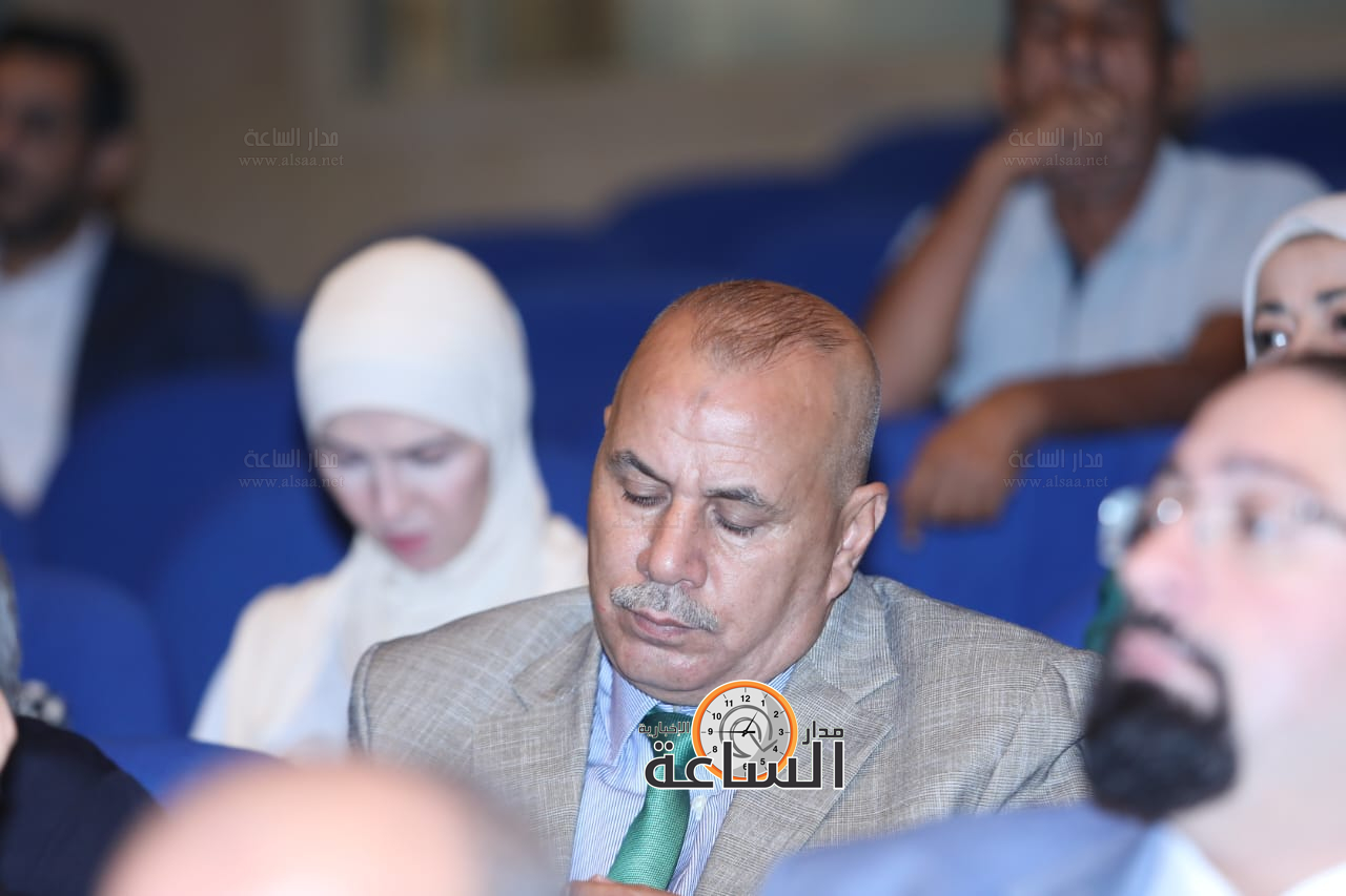 Madar Al-Saa Images 0.3313725908792835