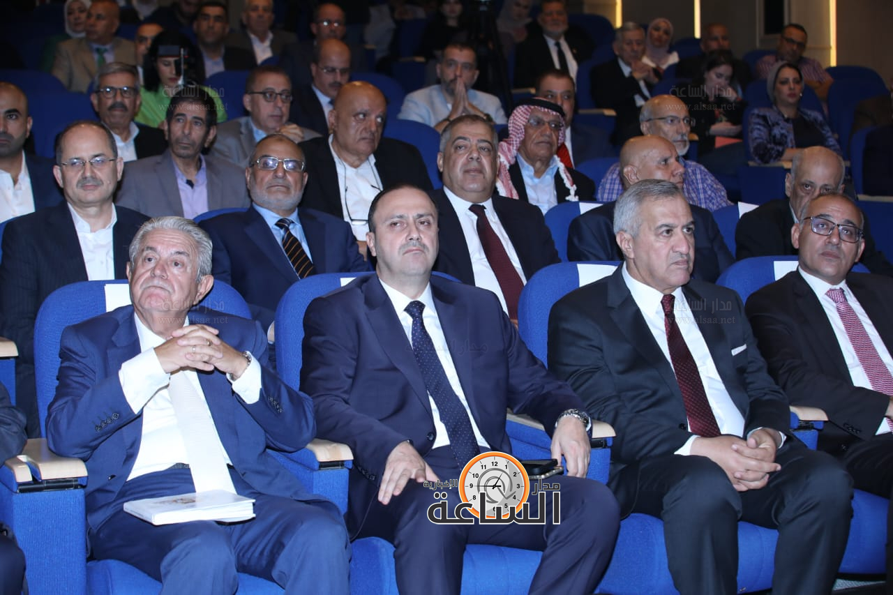 Madar Al-Saa Images 0.7792232624643498