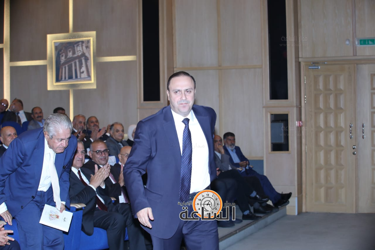 Madar Al-Saa Images 0.29054429688610894