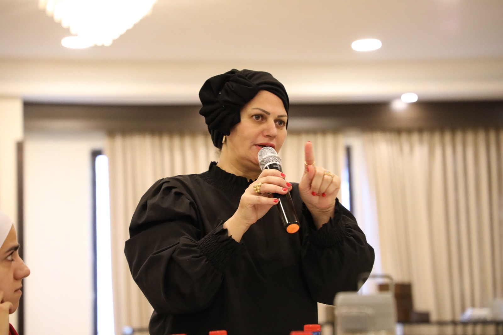 Madar Al-Saa Images 0.8609739323577259