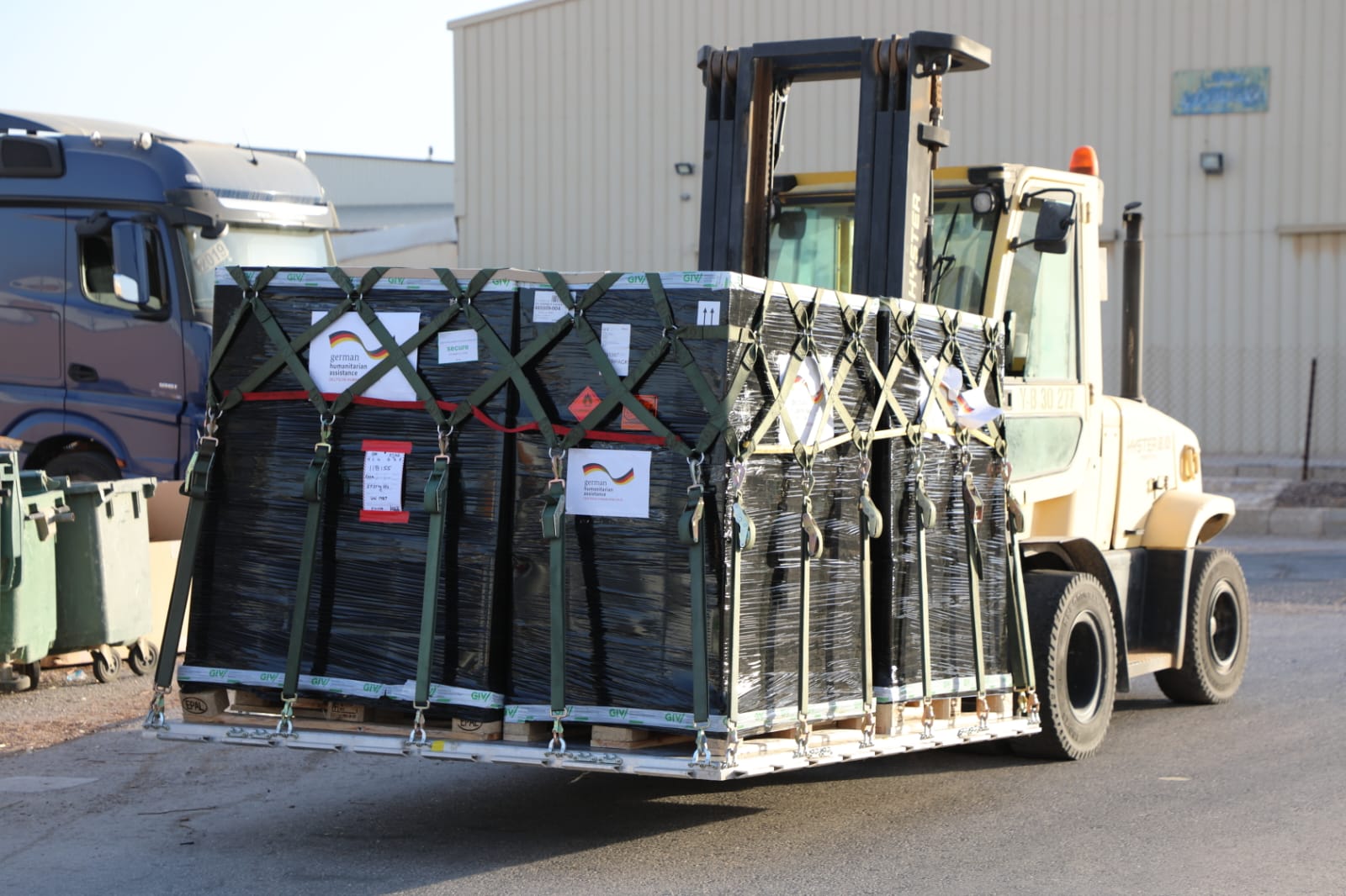 Madar Al-Saa Images 0.6153806683017484