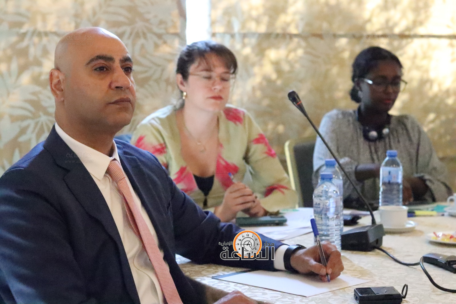 Madar Al-Saa Images 0.1427375622461411