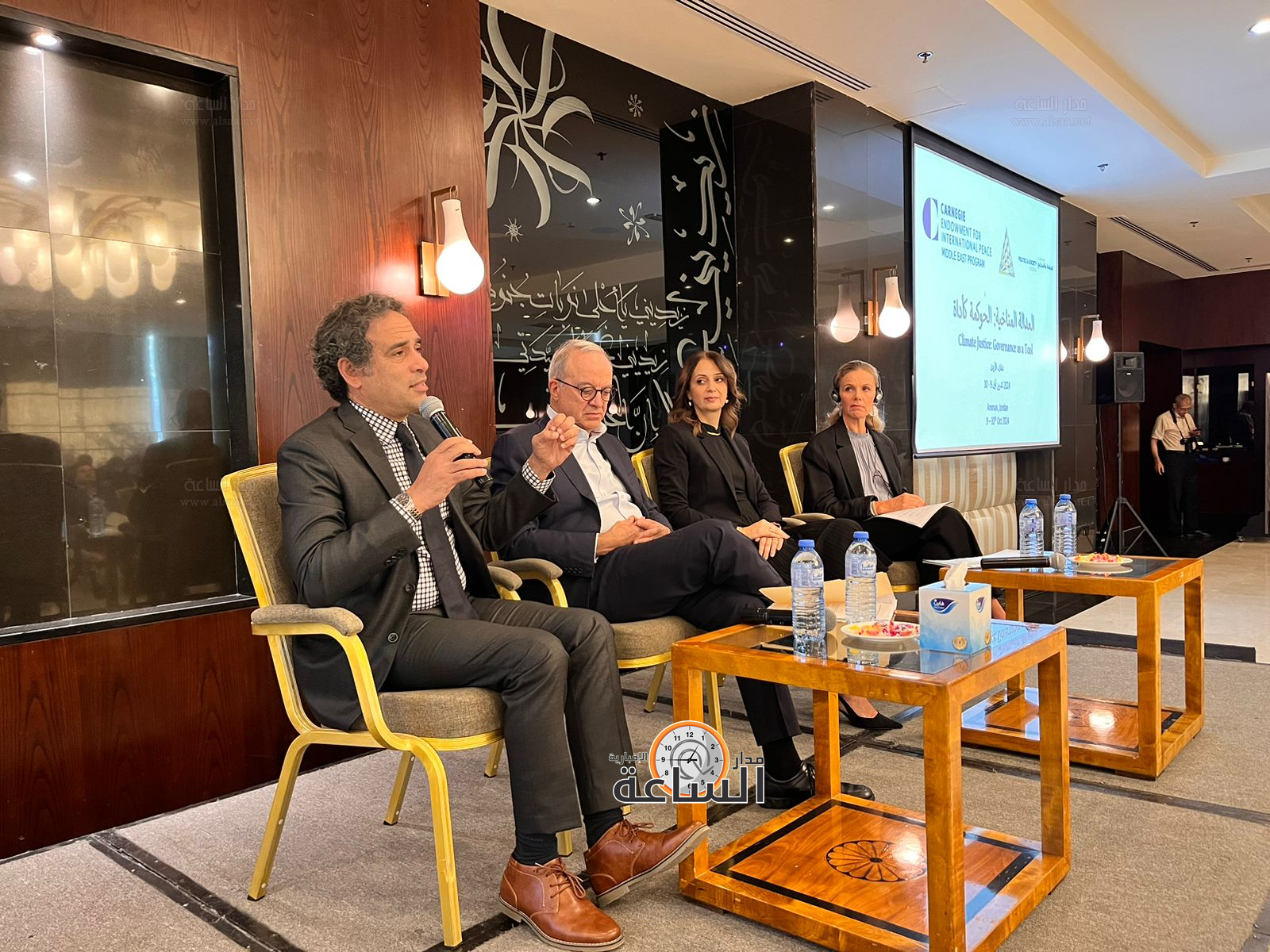 Madar Al-Saa Images 0.9404582305276874