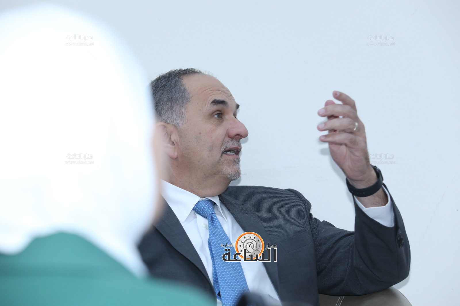 Madar Al-Saa Images 0.2524103267764968