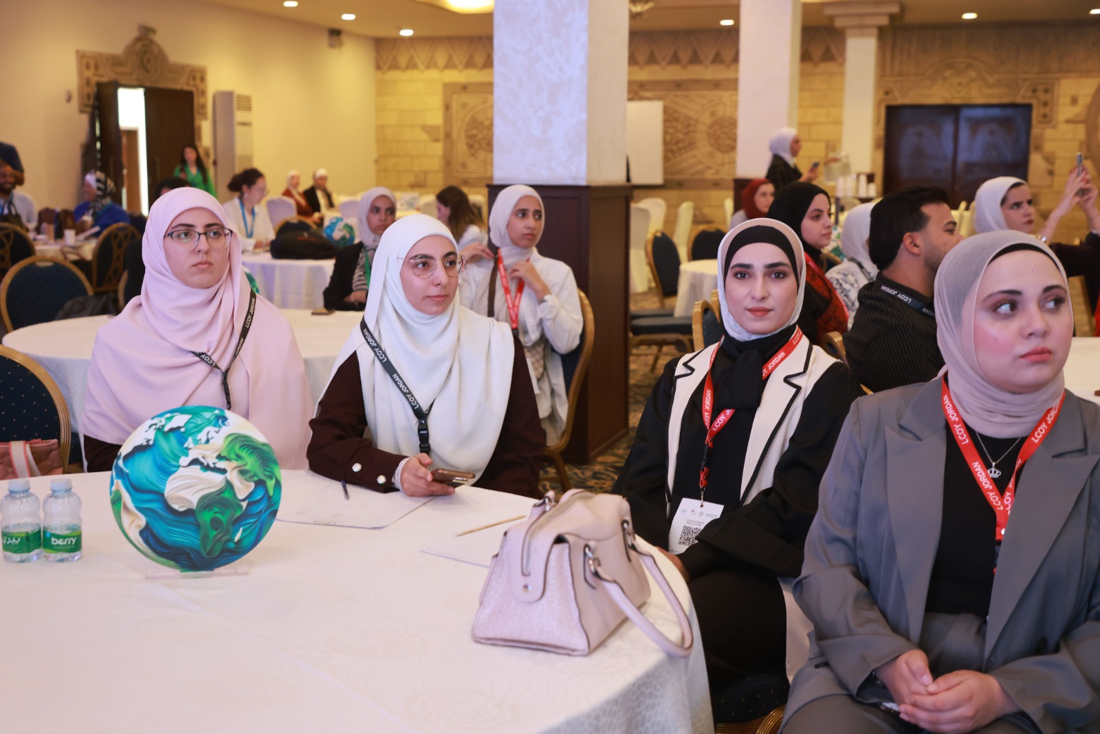 Madar Al-Saa Images 0.5196461558007757